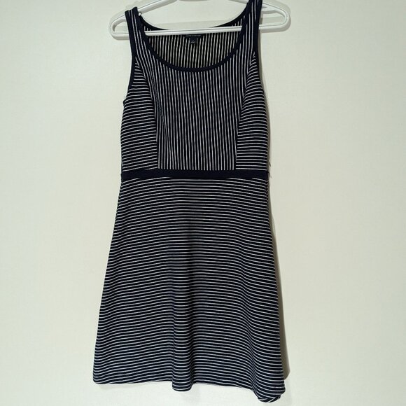 *3/$10* Tommy Hilfiger Pinstriped Tank Dress Navy Blue White Size 0 - Picture 1 of 7